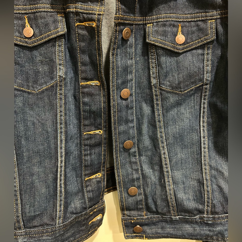 Classic Denim Jean Jacket - Picture 4 of 5
